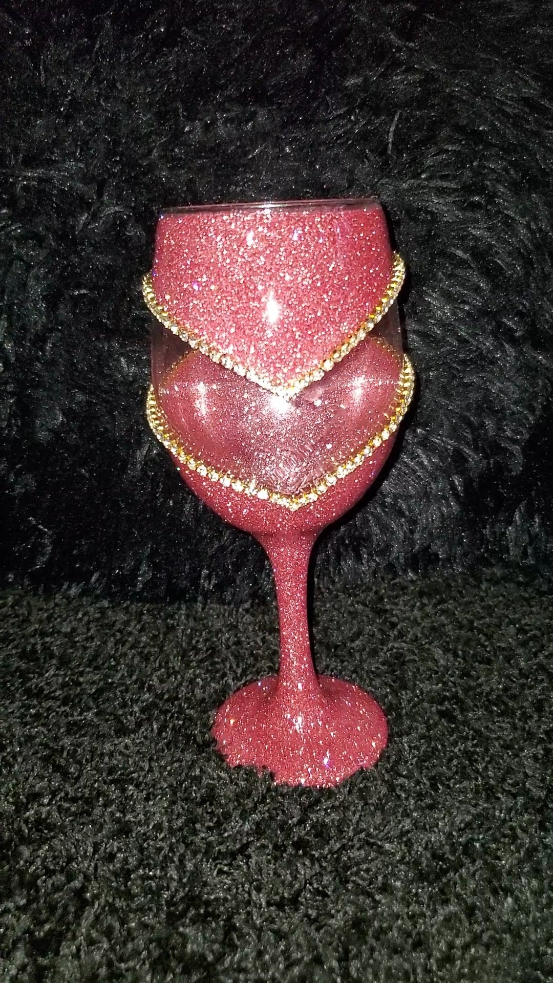 Rose Gold Glitter Wine Glass With A Double Rhinestone Trim